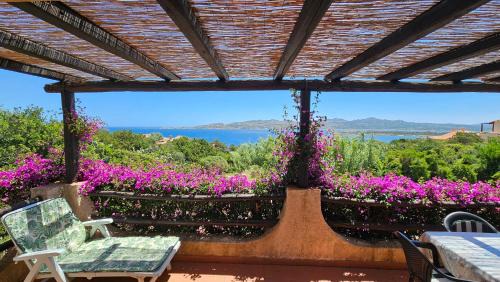Villaggio Piras House | LA TERRAZZA SUL MARE - panoramic cottage overlooking sea and Caprera island in a quiet residential area - 150 mt from the sea