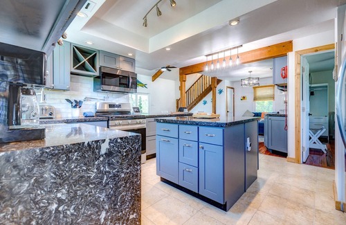 Eden Pines House | La Tortuga: Amazing 2BR Canal Front Home on Big Pine Key, Private Pool, Spa, Dockage & Dog-Friendly
