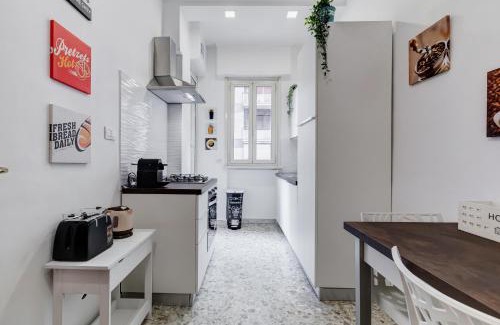 Cinecitta Apartment | La Tua Oasi a 2 Minuti dalla Metro A e Vicino al Parco