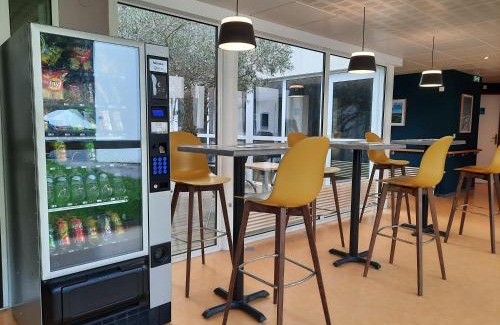 Theix-Noyalo Hotel | La Villa des Golf.e.s
