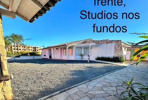 Nova Veneza House | La vita hospedaria studio Rosa