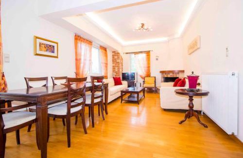 Sparta Apartment | Laconian Collection Comfy Lykourgou 2nd Floor Apt.