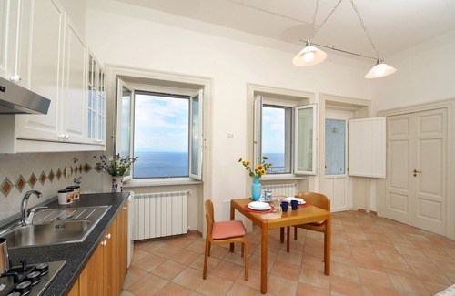 Conca dei Marini Apartment | Lady Gilda, beautiful apartment with terrace overlooking the sea