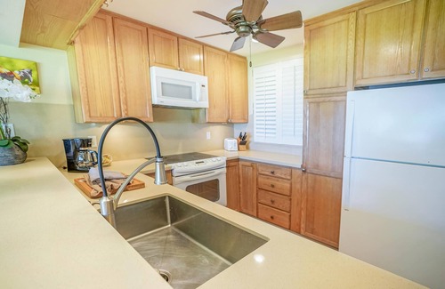 Wailua Condo | Lae Nani 512 Gorgeous Ocean Front Ground Floor in Building Five With AC