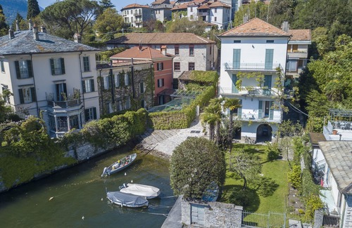 Laglio Apartment | LAGLIO ARTIST'S HOUSE, WITH GARDEN AND DIRECT ACCESS TO THE LAKE