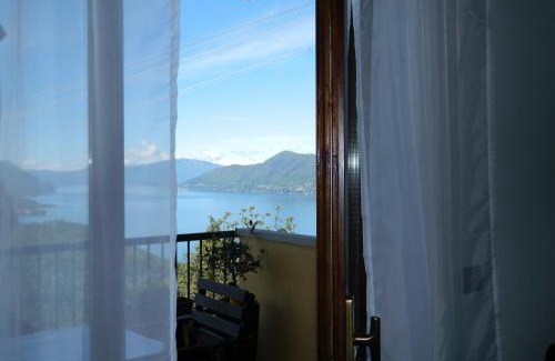 Vignone Apartment | Lago Maggiore Holiday House with Panoramic Views