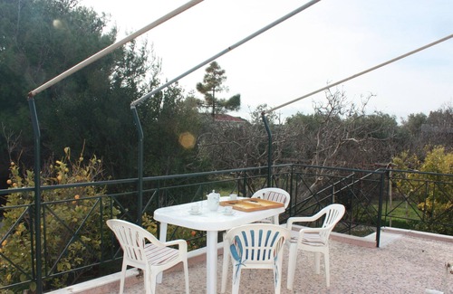 Lagonissi House | Lagonisi - Home a way form Your Home