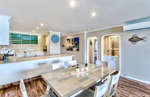 Hamilton Island Apartment | Lagoon Beachfront Lodge 201 on Hamilton Island by HamoRent