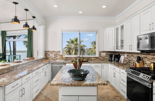 Carlsbad Village House | Lagoon Front Villa with a Pool C2375-0