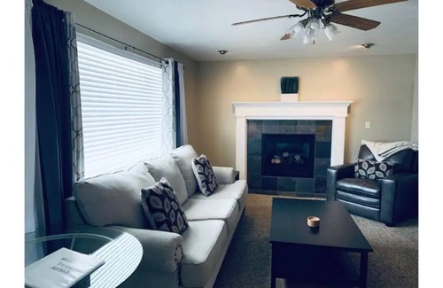Washington Terrace House | Lagoon, Ski, HAFB, WSU, Dee Event Center