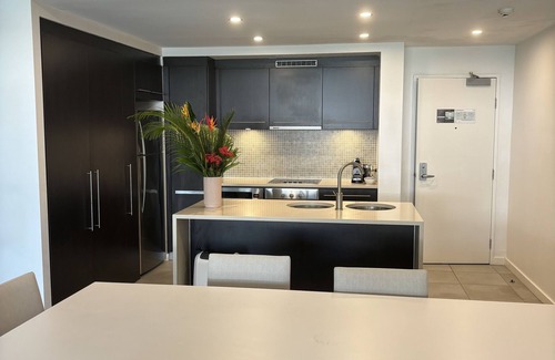 Craiglie Apartment | Lagoon Swimout - Absolute Pool Front - Sea Temple Resort & Spa
