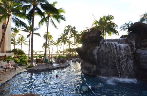 Waikiki Hotel | Lagoon Tower – 2 Bed OceanView