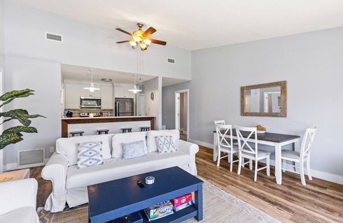 Isle of Palms Villa | Lagoon Villa 6 - 5 Min Walk to Beach! Top Floor!