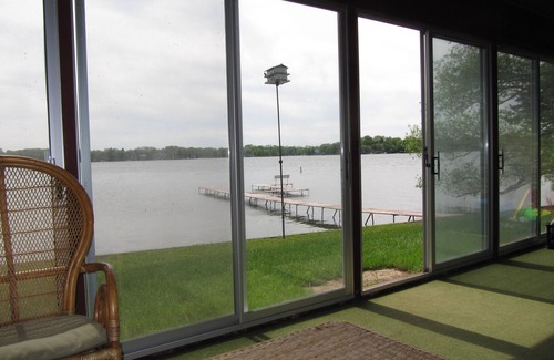 Powers Lake House | Laid Back Lakefront Cottage-Family Fun on Powers Lake