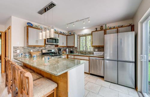 Gouldsboro House | Lake Access and Hot Tub Poconos Vacation Rental!