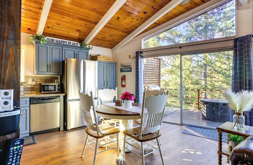 Groveland Cottage | Lake Access, Fire Pit: Scenic Groveland Cottage!