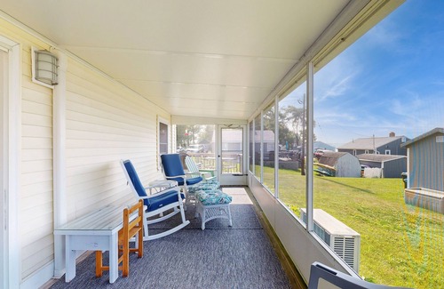 Malletts Bay House | Lake access house w/water views, kayaks, gas grill, deck, sunroom, telescope