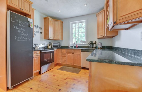Conway House | Lake Access + Views: Peaceful Getaway in Conway
