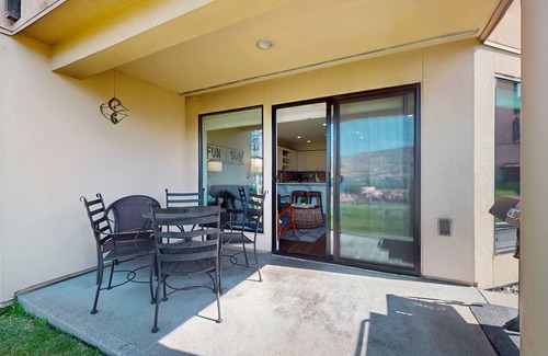 Chelan Condo | Lake and pool-view condo with beach access, 5 pools, hot tub, & balcony