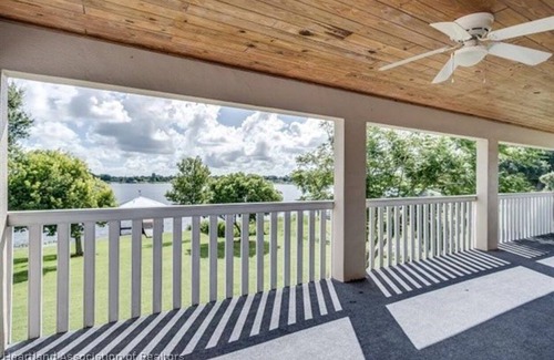 Placid Lakes House | Lake August Lake House