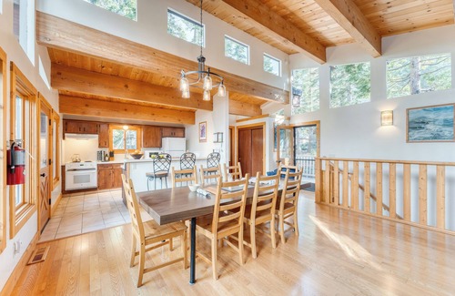 Chamberlands House | Lake + Beach Access, Pool, Tennis | Walk to Chambers | Tahoe Timber by AvantStay