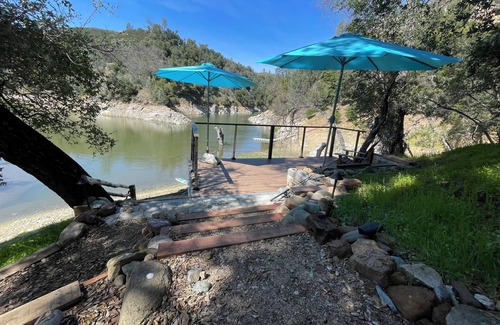 Paso Robles Cabin | Lake Cabin on 10acres w/Seasonal Waterfront Views