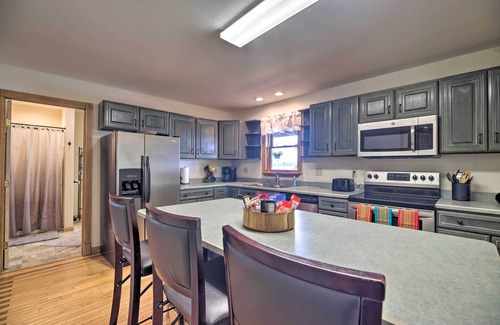 St. Albans House | Lake Champlain Home w/Decks, Kayaks & Fire Pit!