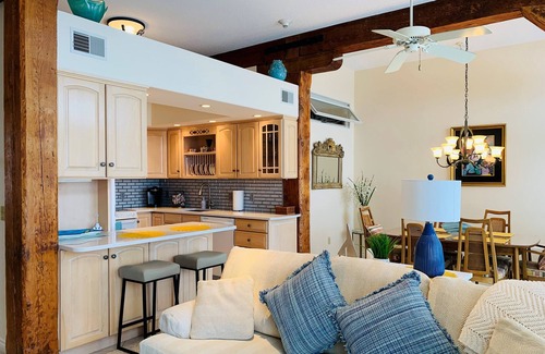 Charlevoix Condo | Lake Charlevoix/King/Queen/2 Bed/2 Bath Condo/Town/Beach/Pool