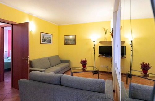 Vercana Apartment | Lake Como - Residence La Collina - Leccino
