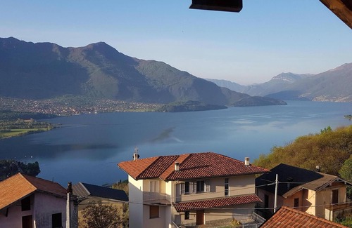 Selva House | Lake Como -Self contained House with a Pool and Private Garden