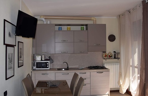 San Siro Apartment | Lake Como: spacious two-room apartment in an elegant residence a few minutes from Menaggio