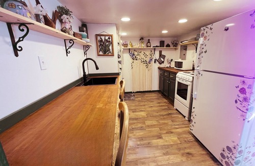 Nancy House | LAKE CUMBERLAND Get-a-Way! Charming House. BOAT RAMP NEARBY - Wifi - RV Hookups