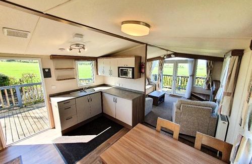 Gilcrux House | Lake District Solway View 16 The Beeches Caravan Park