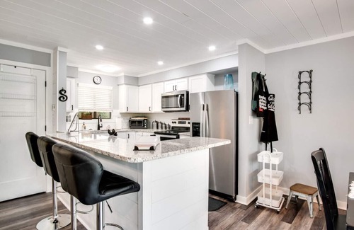 Sapphire House | Lake Fairfield Hideaway