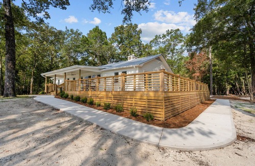Burgaw House | Lake Fontanel 52 Acre Private Lake Side Retreat