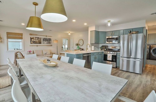 North Webster House | Lake Front Boondoggle - Dog Friendly