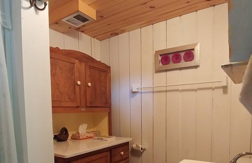 Rushford Lake Cottage | Lake front Chateau de Cunningham on Rushford lake NY