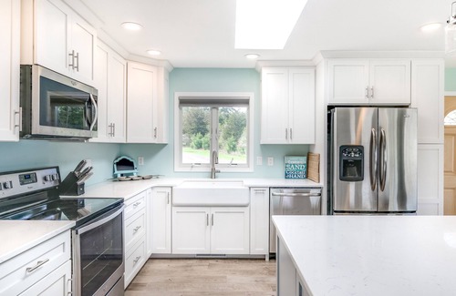 Mauston House | Lake Front House Directly On Castle Rock Lake - Dock, Beach & Near WI Dells