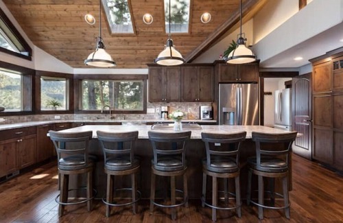 Prineville House | Lake Front House with Amazing View Near Bend Oregon