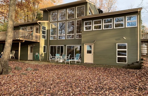 Gouldsboro House | Lake Front in Poconos: Hot Tub/Sauna/Game Room/Kayaks/Private Beach