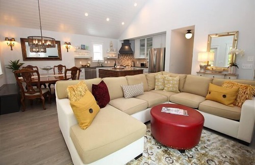 Country Club Estates House | Lake Front Pet Friendly Rehoboth Beach Home Sleeps 8