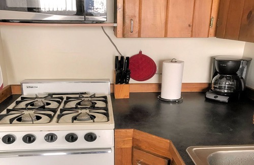 West Branch Cottage | Lake Front Studio Cabin on Clear Lake! Great View & Deck
