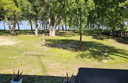 Quinlan House | Lake front with boat dock for fishing or eclipse viewing