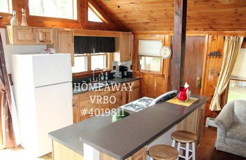 Sandown House | Lake Front Year Round Home On Angle Pond.