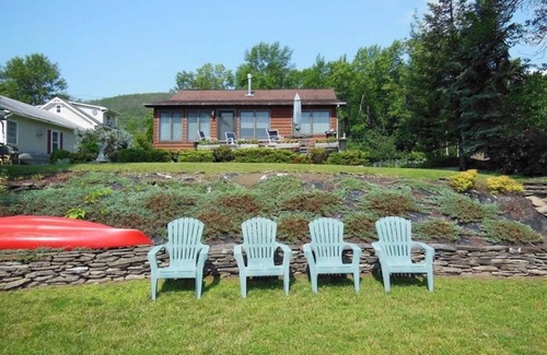 North Lake George House | Lake George Waterfront with Dock Space, fire pit and game room!