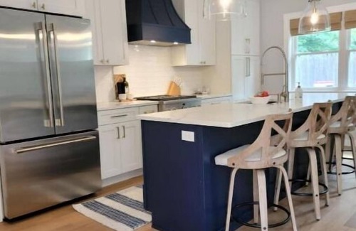 Coventry Lake Cottage | Lake Getaway at Coventry Lake! close to Uconn