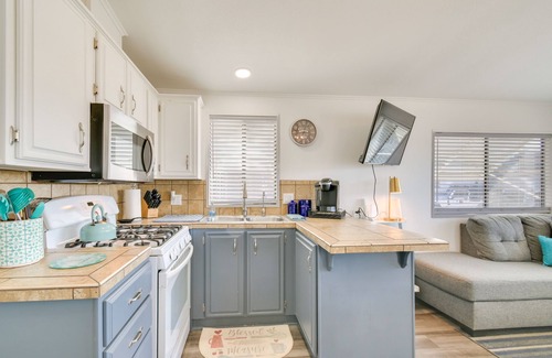 Lake Havasu City Cottage | Lake Havasu Cottage: Mountain Views & Beach Access