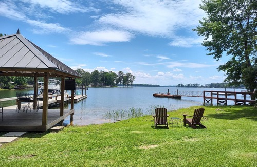 Chapin House | Lake Home with Pool Table, Dock, Kayaks, Fire Pits, Ice Maker