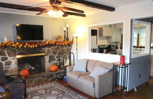 Carmel House | Lake House with indoor spa, 1 hour from Manhattan