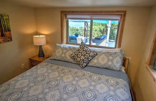 Vian Cabin | Lake house with spacious deck offering fabulous view of beautiful lake Tenkiller